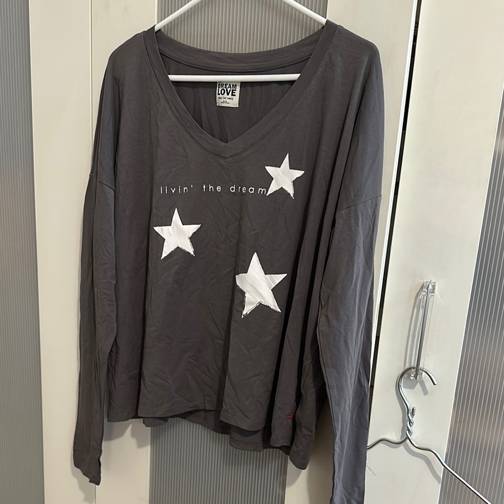 Peace Love World grey Shirt with White Stars - Picture 3 of 3